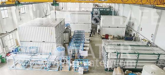Impianto per il trattamento delle acque messo in contenitori 750m3/H mobile