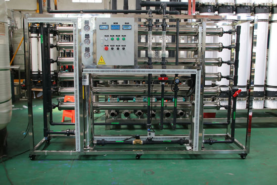 5TPH 7.4kW-380-415V 2xFRP Serbatoi Acqua salata impianto di osmosi inversa