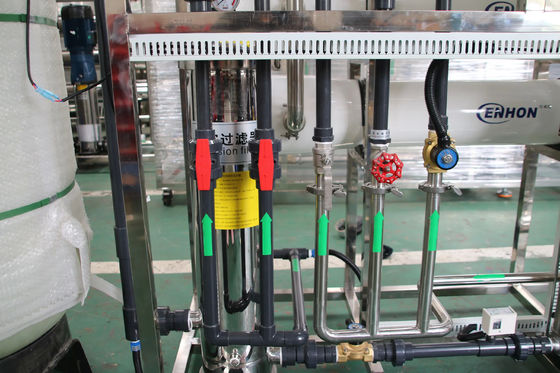 8TPH 14kW-380-415V 2xFRP Serbatoi Acqua salata impianto di osmosi inversa