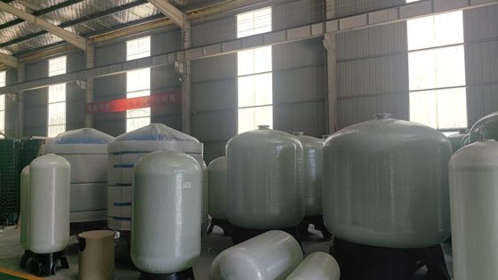 Serbatoio composito per il trattamento dell'acqua in FRP Alta resistenza e leggerezza